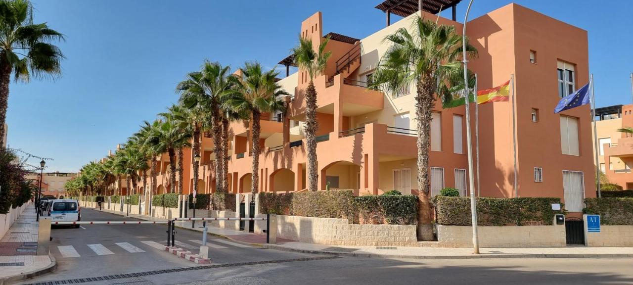 Homes Of Spain, Apartamentos Paraiso De Vera Playa, Ed Tahiti, Bajo G A Pie De La Playa, Vistas Piscina 外观 照片